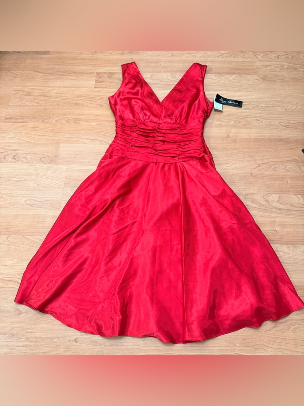 Suzi Chin for Maggy Boutique Red V-Neck Midi Dress